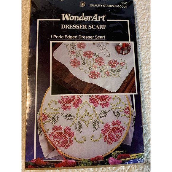 WonderArt Colonial Rose Cross Stitch Stamped Dresser Scarf - New - Picture 1 of 9
